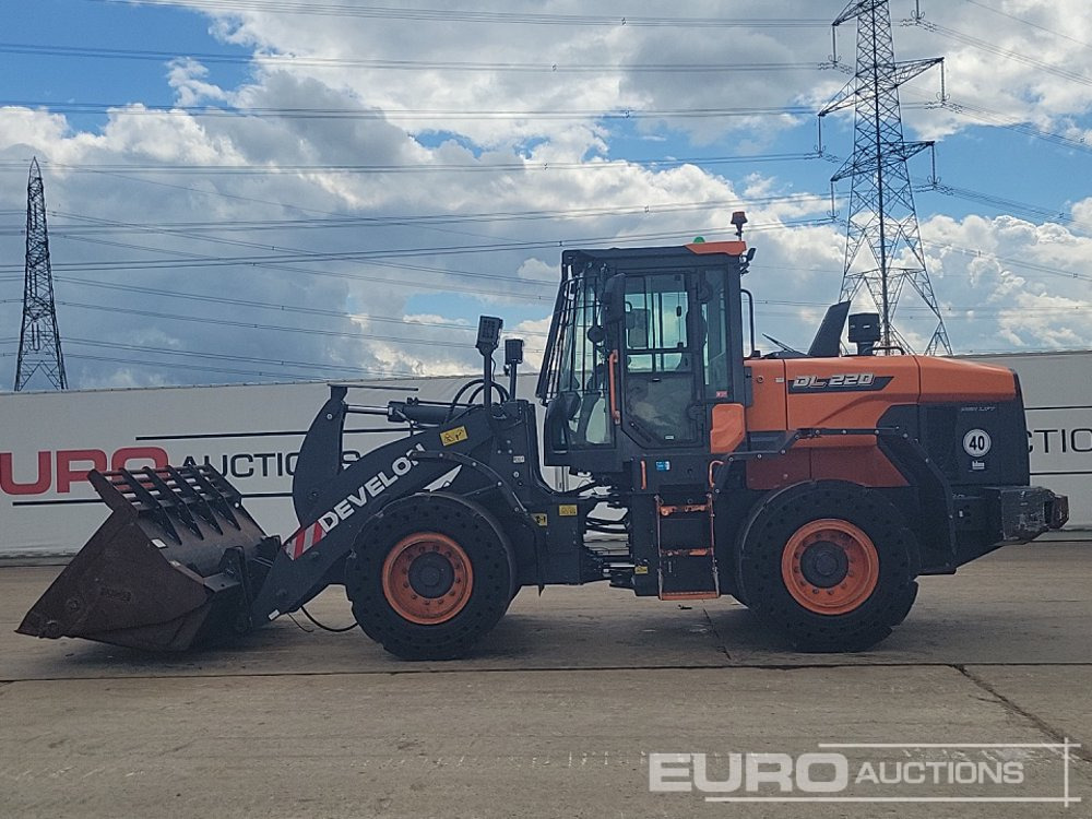 2023 Doosan DL220-7 - Chargeuse sur pneus: photos 2 2023 Doosan DL220-7 - Chargeuse sur pneus: photos 2