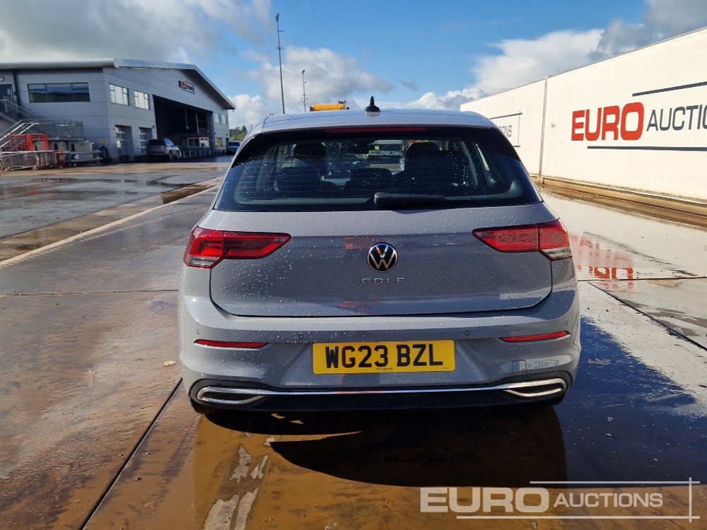2023 Volkswagen Golf - Voiture: photos 4 2023 Volkswagen Golf - Voiture: photos 4