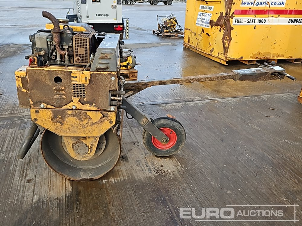 208 Mecalac MBR71 - Travaux routiers: photos 2 208 Mecalac MBR71 - Travaux routiers: photos 2