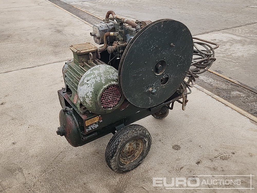 240 Volt Electric Compressor - Compresseur d'air: photos 1 240 Volt Electric Compressor - Compresseur d'air: photos 1