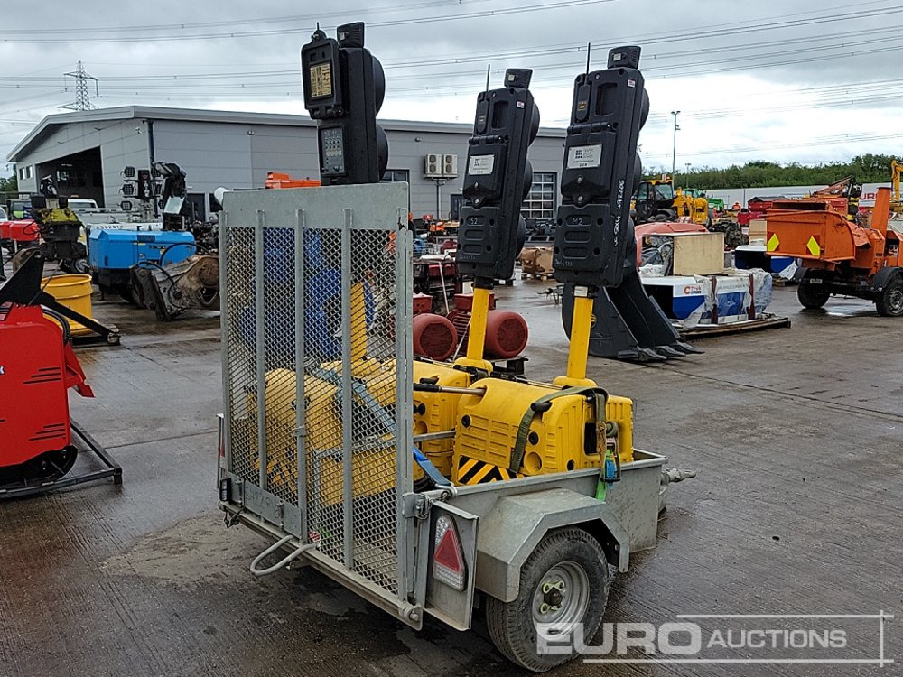 3 Way Traffic System, Single Axle Trailer, Ramp - Remorque porte engin: photos 5 3 Way Traffic System, Single Axle Trailer, Ramp - Remorque porte engin: photos 5