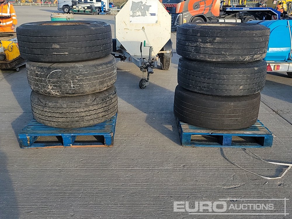 385/65R22.5 Tyre & Rim (6 of) - Pneu: photos 2 385/65R22.5 Tyre & Rim (6 of) - Pneu: photos 2