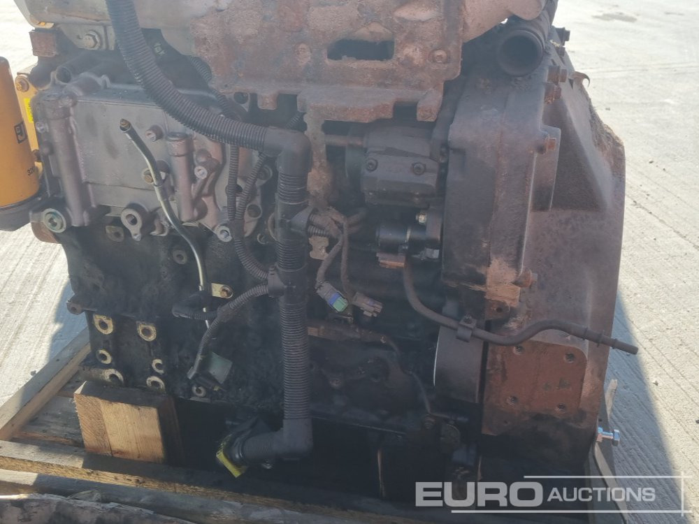 Moteur 4 Cylinder Engine (Spares), 3 Cylinder Engine (Spares), Single Cylinder Engine (3 of, Spares), Vaccuum Pump, Turbo (4 of), Fuel Pump, Cylinder Head: photos 35