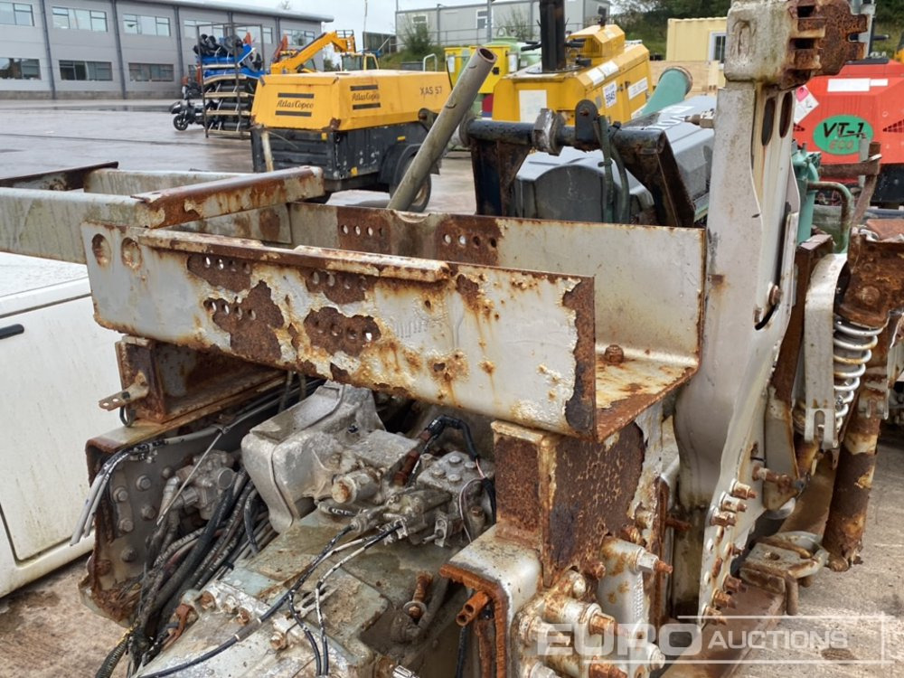 L'équipement de construction 6 Cylinder Diesel Engine & Gearbox to suit Volvo Lorry: photos 16