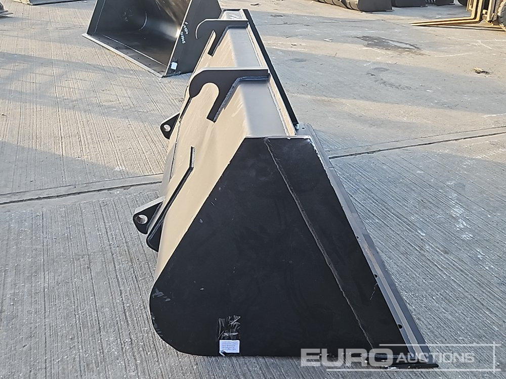 Godet neuf 90" Loading Bucket to suit Telehandler: photos 6