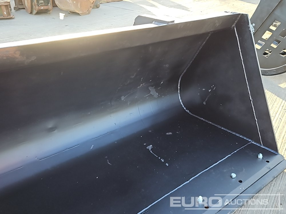 Godet neuf 90" Loading Bucket to suit Telehandler: photos 13 Godet neuf 90" Loading Bucket to suit Telehandler: photos 13
