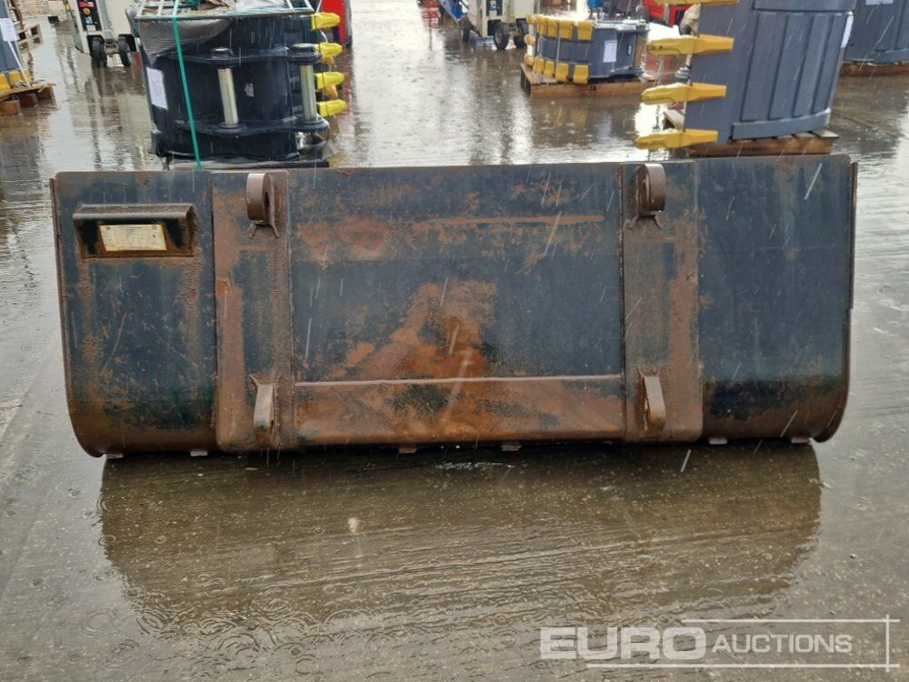 90" Loading Bucket to suit Telehandler - Godet: photos 4 90" Loading Bucket to suit Telehandler - Godet: photos 4