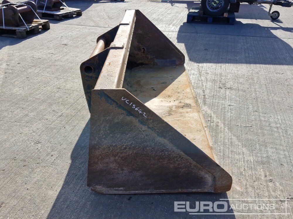 Godet 92" Loading Bucket to suit Telehandler: photos 6 Godet 92" Loading Bucket to suit Telehandler: photos 6