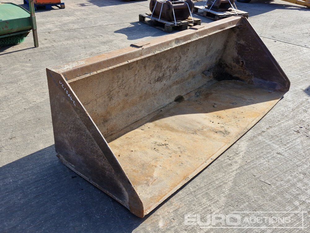 Godet 92" Loading Bucket to suit Telehandler: photos 7 Godet 92" Loading Bucket to suit Telehandler: photos 7
