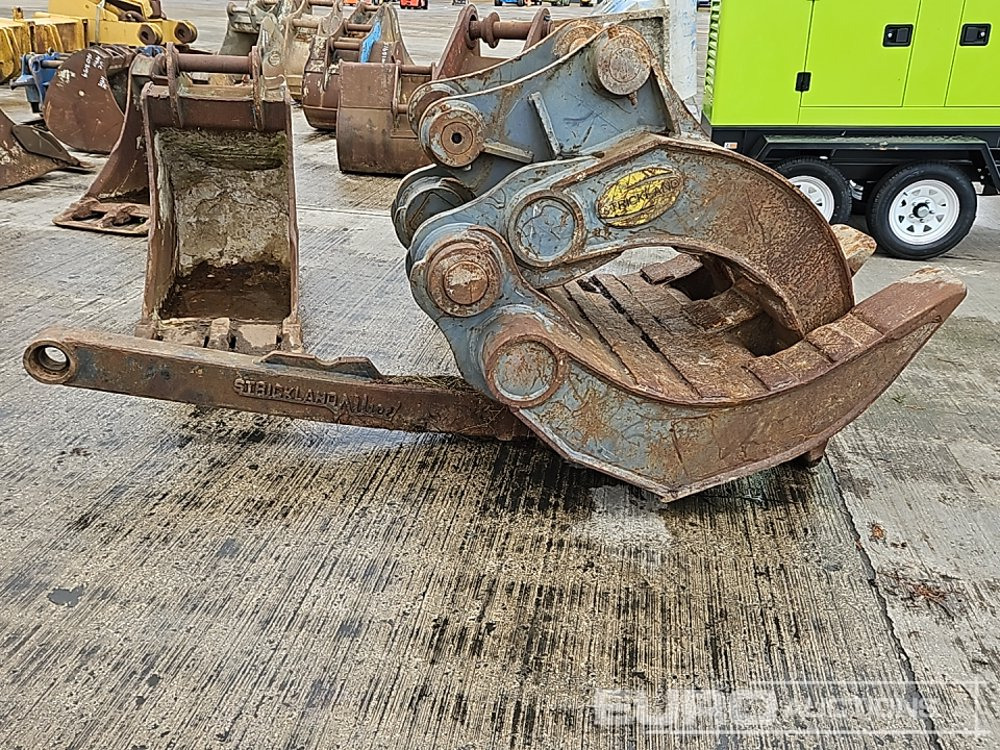 Strickland Manual 5 Finger Grab 80mm Pin to suit 20 Ton Excavator - Accessoire pour Pelle: photos 2 Strickland Manual 5 Finger Grab 80mm Pin to suit 20 Ton Excavator - Accessoire pour Pelle: photos 2