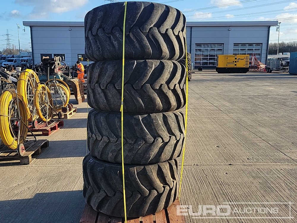 Alliance 500/60-22.5 Tyre (4 of) - Pneu: photos 4 Alliance 500/60-22.5 Tyre (4 of) - Pneu: photos 4