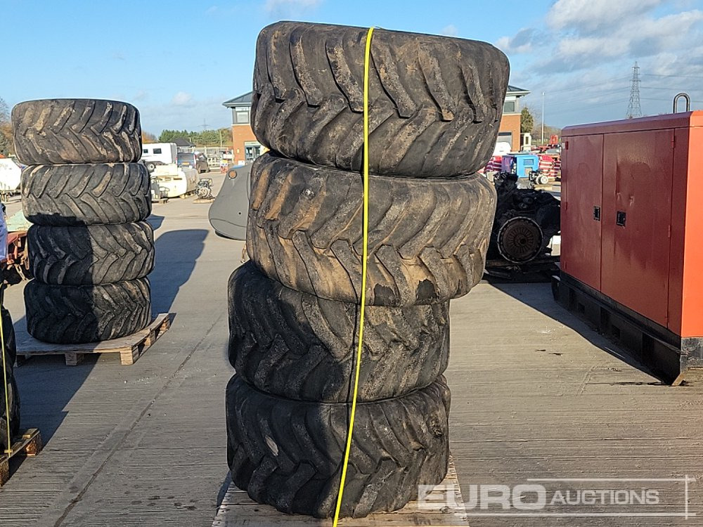 Alliance 500/60-22.5 Tyre (4 of) - Pneu: photos 4 Alliance 500/60-22.5 Tyre (4 of) - Pneu: photos 4