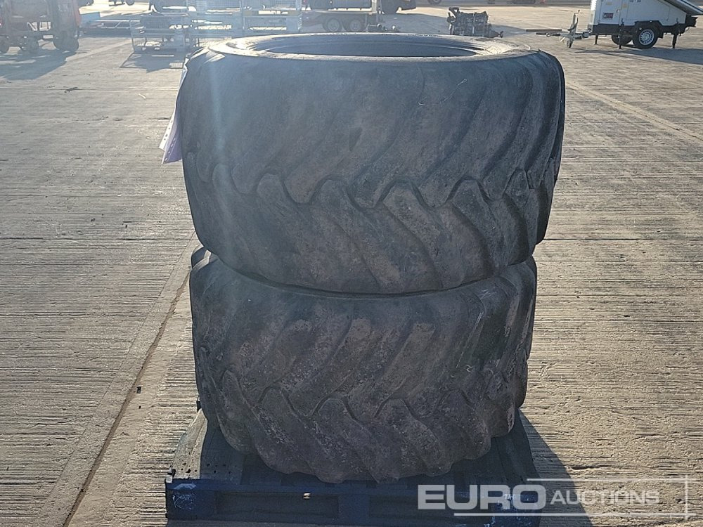 Alliance 600/55-22.5 Tyre (2 of) - Pneu: photos 2 Alliance 600/55-22.5 Tyre (2 of) - Pneu: photos 2