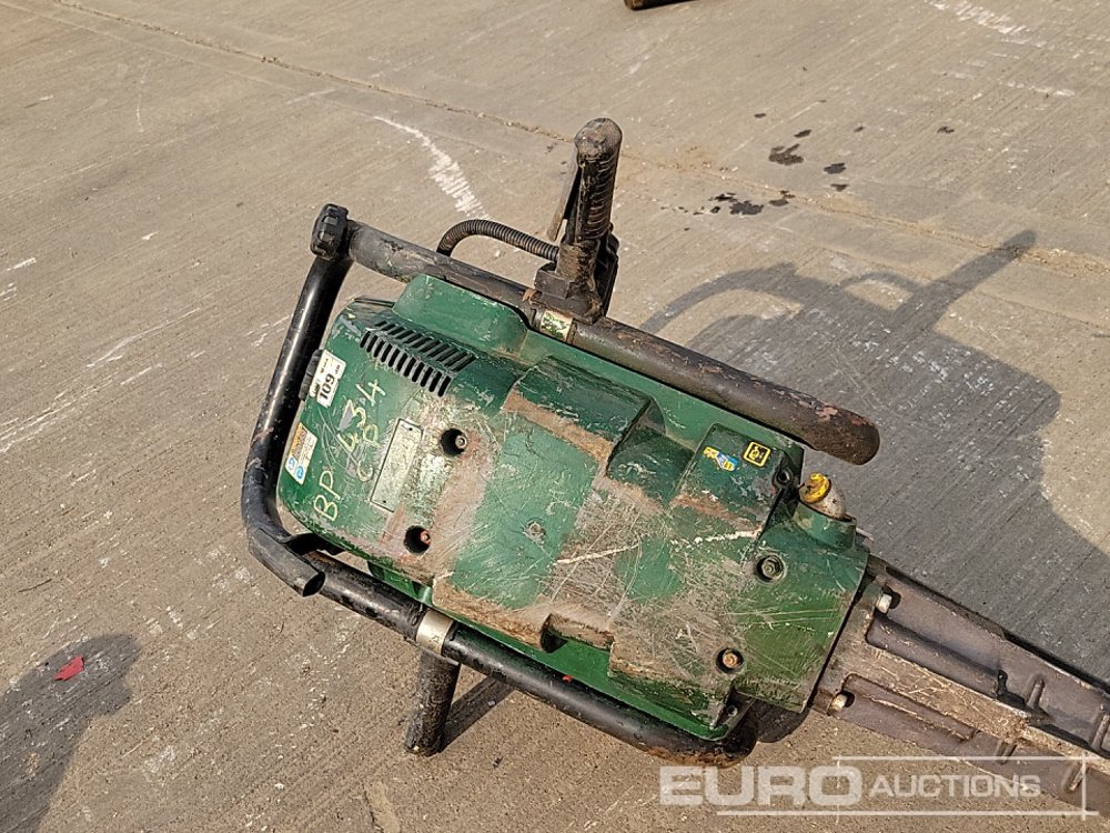 Travaux routiers Atlas Copco Petrol Hand Held Breakers (2 of): photos 27