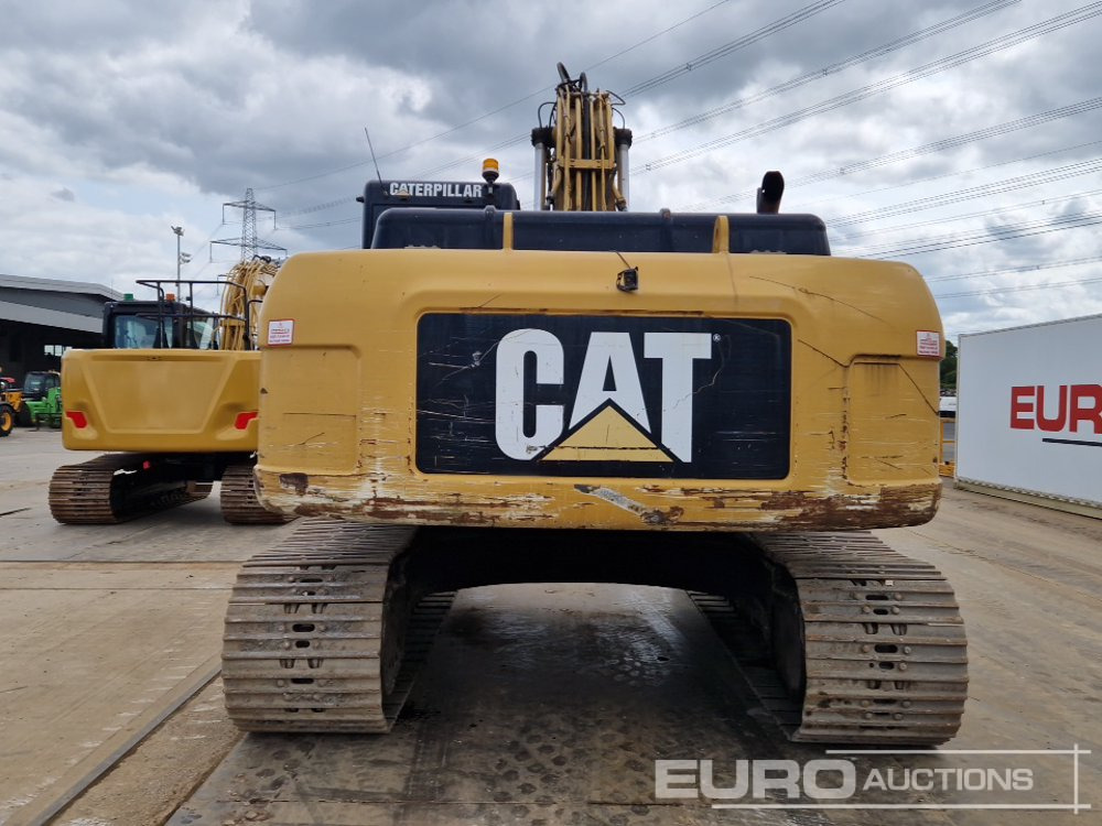 CAT 325D - Pelle sur chenille: photos 4 CAT 325D - Pelle sur chenille: photos 4