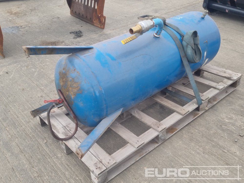 Compressor Tank - L'équipement de construction: photos 5 Compressor Tank - L'équipement de construction: photos 5