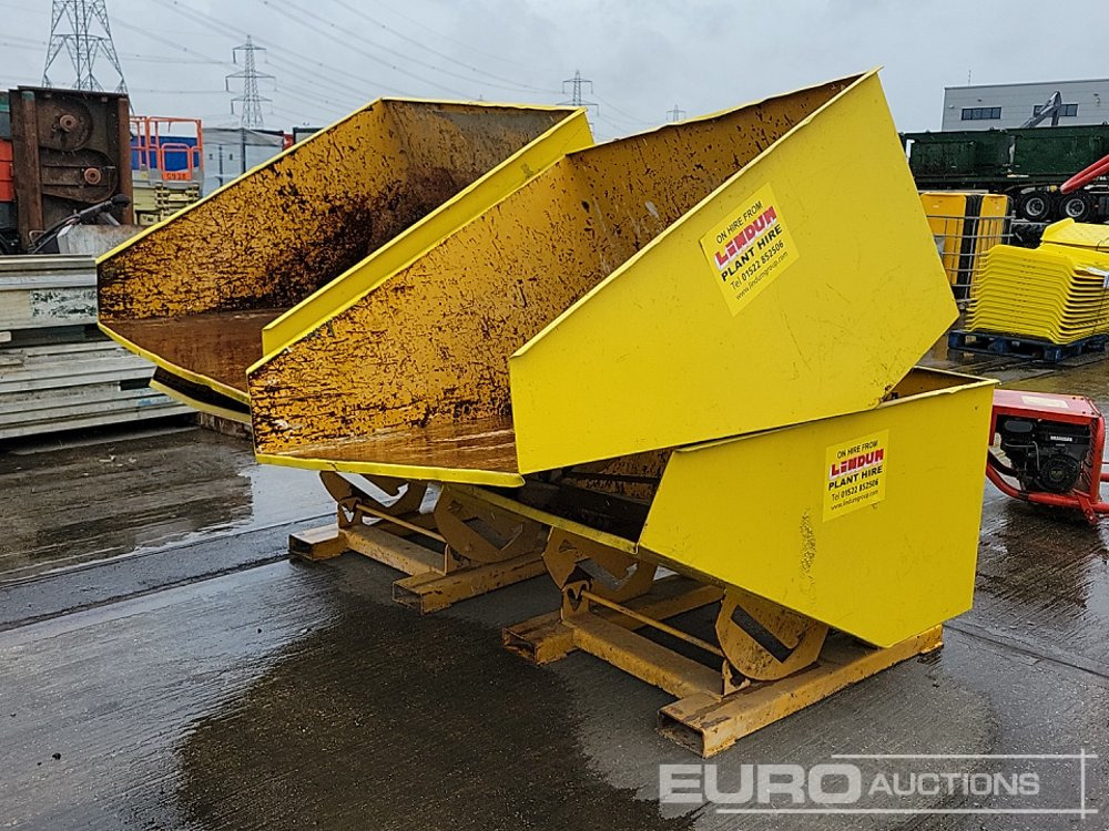 Contact Tipping Skip to suit Forklift (4 of) - Benne basculante: photos 1 Contact Tipping Skip to suit Forklift (4 of) - Benne basculante: photos 1