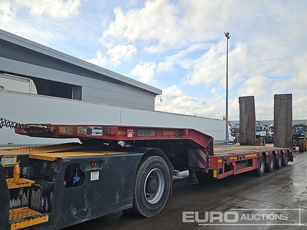 Faymonville 4 Axle Extendable Low Loader Trailer, Winch, Neck Ramps, Outriggers, Rear Steer, Hydraulic Ramps - Semi-remorque surbaissé: photos 1 Faymonville 4 Axle Extendable Low Loader Trailer, Winch, Neck Ramps, Outriggers, Rear Steer, Hydraulic Ramps - Semi-remorque surbaissé: photos 1