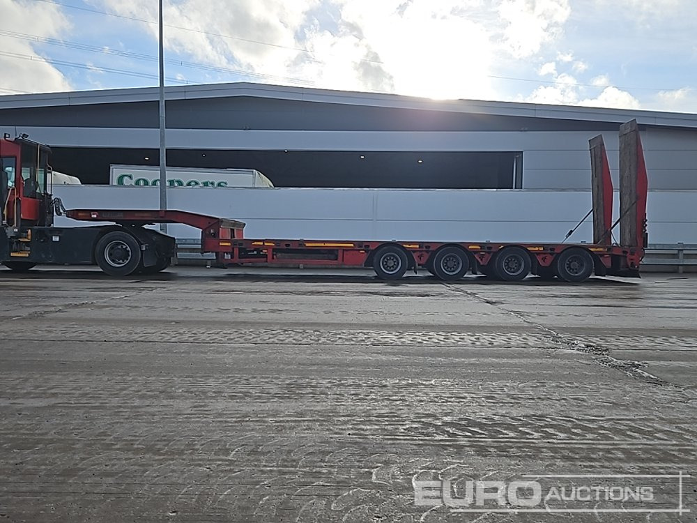 Faymonville 4 Axle Extendable Low Loader Trailer, Winch, Neck Ramps, Outriggers, Rear Steer, Hydraulic Ramps - Semi-remorque surbaissé: photos 2 Faymonville 4 Axle Extendable Low Loader Trailer, Winch, Neck Ramps, Outriggers, Rear Steer, Hydraulic Ramps - Semi-remorque surbaissé: photos 2