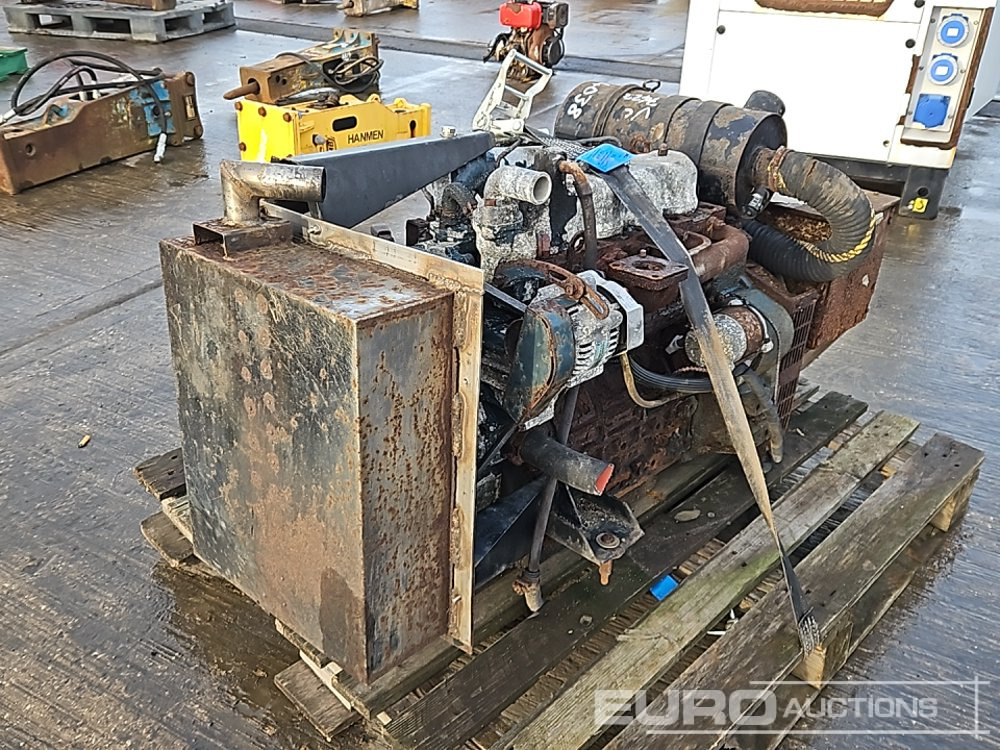 Generator, 4 Cylinder Engine - Groupe électrogène: photos 5 Generator, 4 Cylinder Engine - Groupe électrogène: photos 5