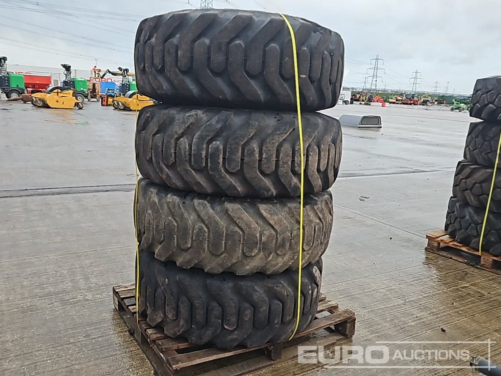Goodyear 15.5-25 Tyre (4 of) - Pneu: photos 1 Goodyear 15.5-25 Tyre (4 of) - Pneu: photos 1