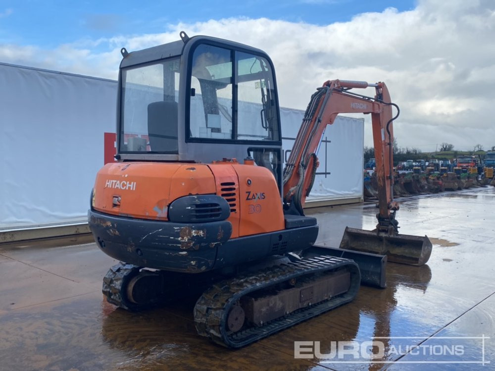 Hitachi ZX30 - Mini pelle: photos 4 Hitachi ZX30 - Mini pelle: photos 4