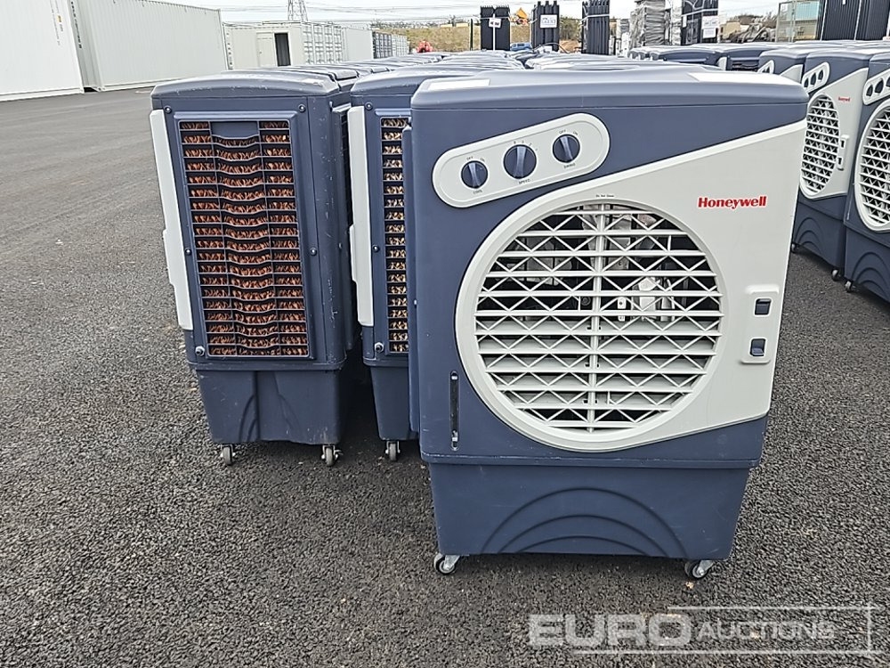 Honeywell 230Volt Dehumidifier (13 of) - L'équipement de construction: photos 3 Honeywell 230Volt Dehumidifier (13 of) - L'équipement de construction: photos 3
