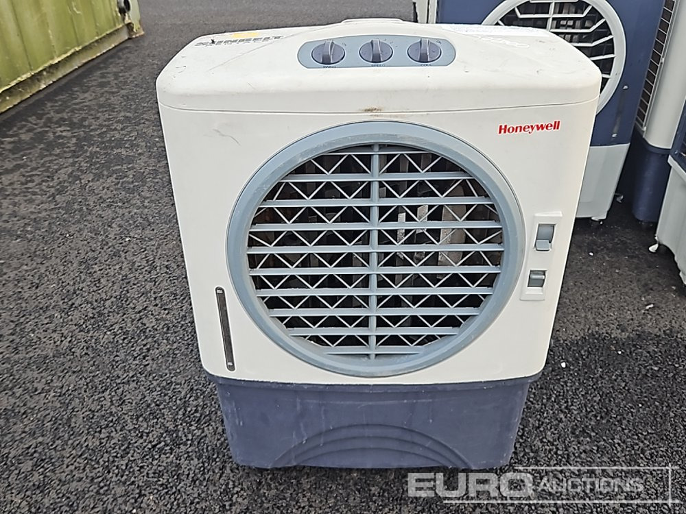 L'équipement de construction Honeywell 230Volt Dehumidifier (30 of): photos 10