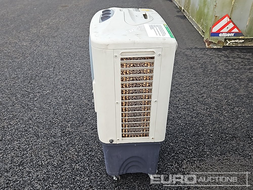 L'équipement de construction Honeywell 230Volt Dehumidifier (30 of): photos 11