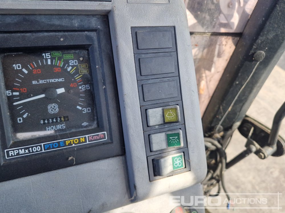 Tracteur agricole Hurlimann XT-105: photos 44