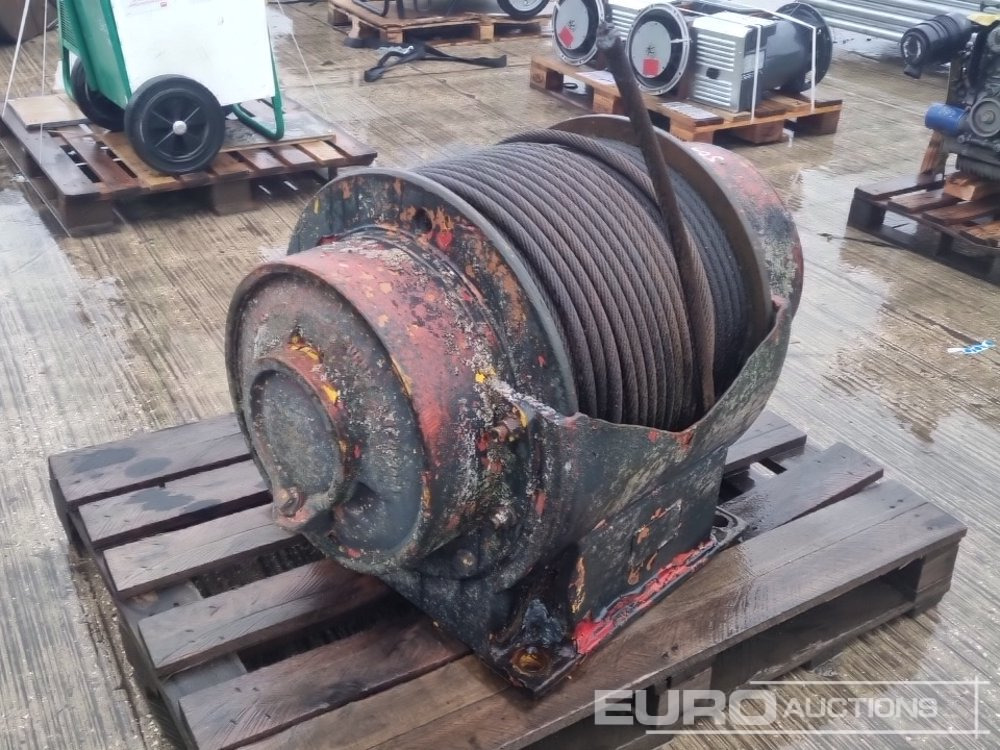 Hydraulic Winch - Treuil: photos 5 Hydraulic Winch - Treuil: photos 5