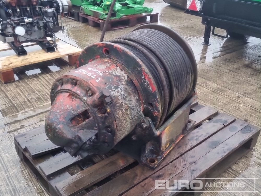 Hydraulic Winch - Treuil: photos 1 Hydraulic Winch - Treuil: photos 1