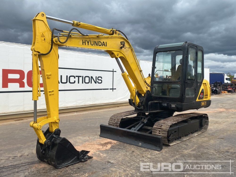 Hyundai R55-7 - Mini pelle: photos 1 Hyundai R55-7 - Mini pelle: photos 1