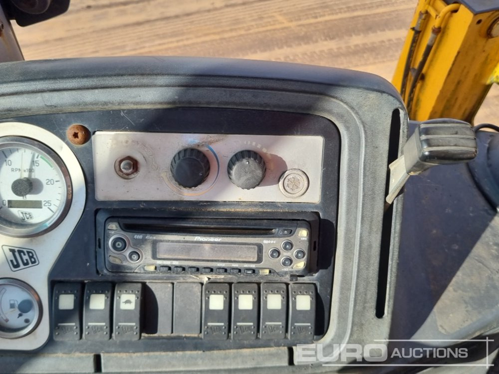Tractopelle JCB 4CX: photos 42