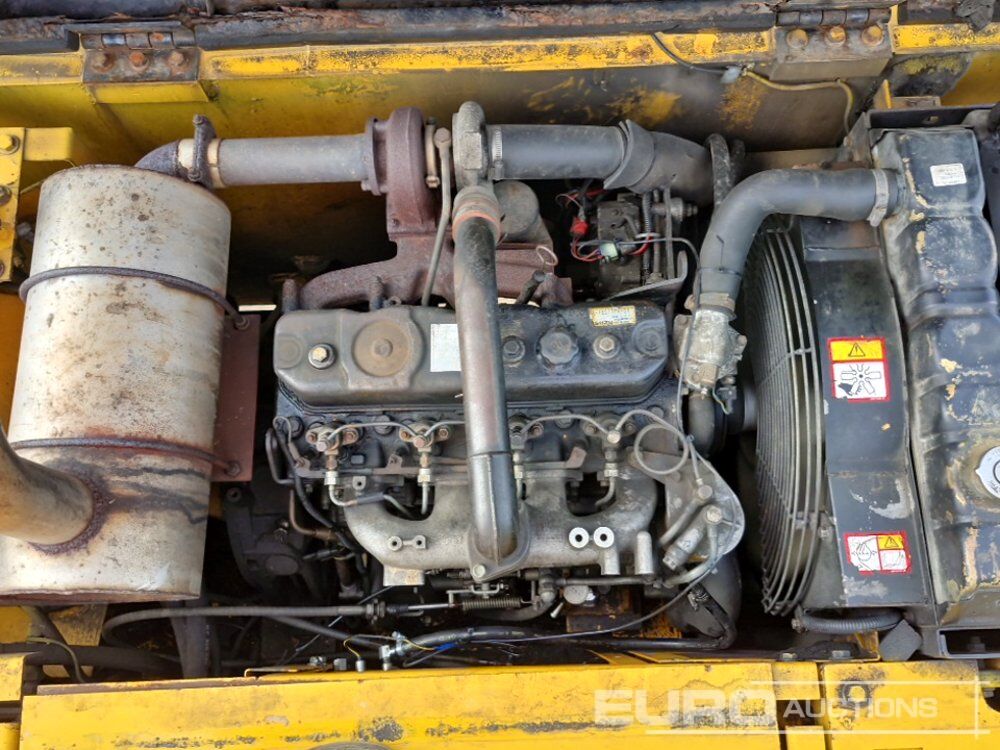 Pelle JCB JS130: photos 39