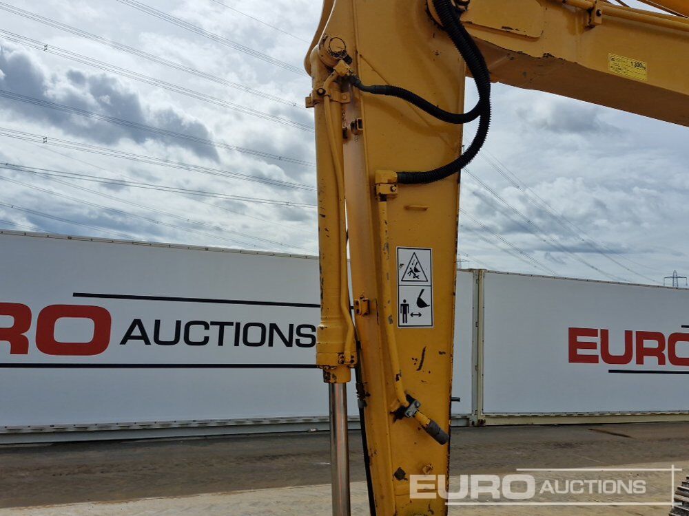 Pelle JCB JS130: photos 22