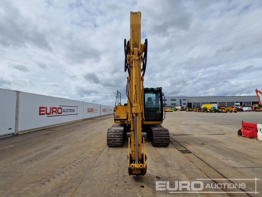 Pelle JCB JS130: photos 8
