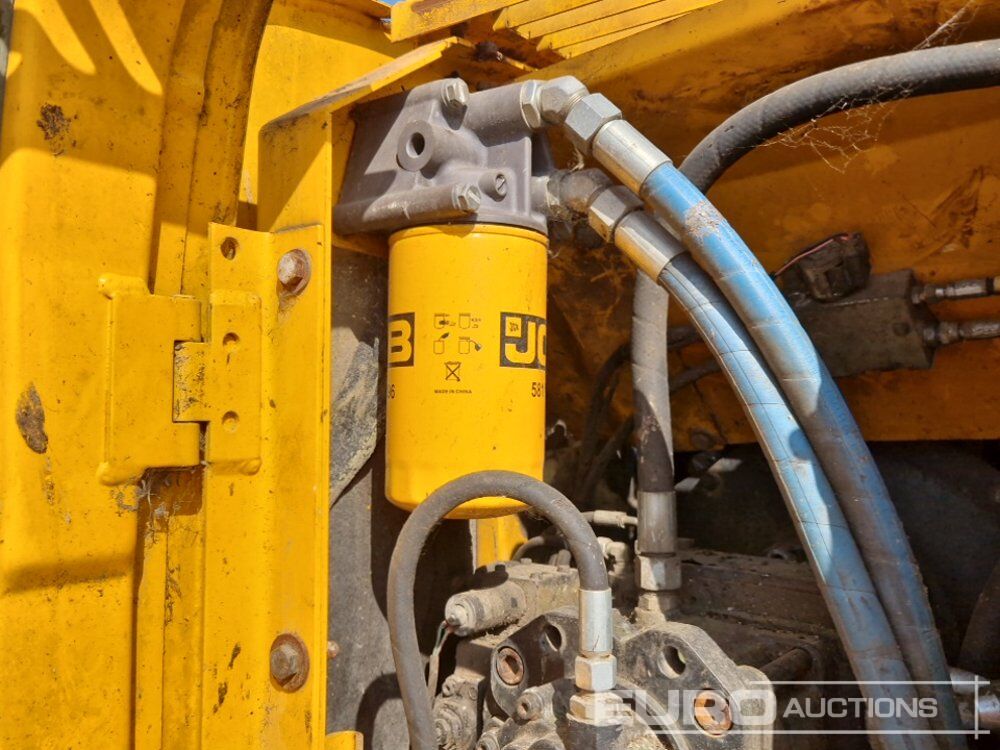 Pelle sur chenille JCB JS130LC: photos 38 Pelle sur chenille JCB JS130LC: photos 38