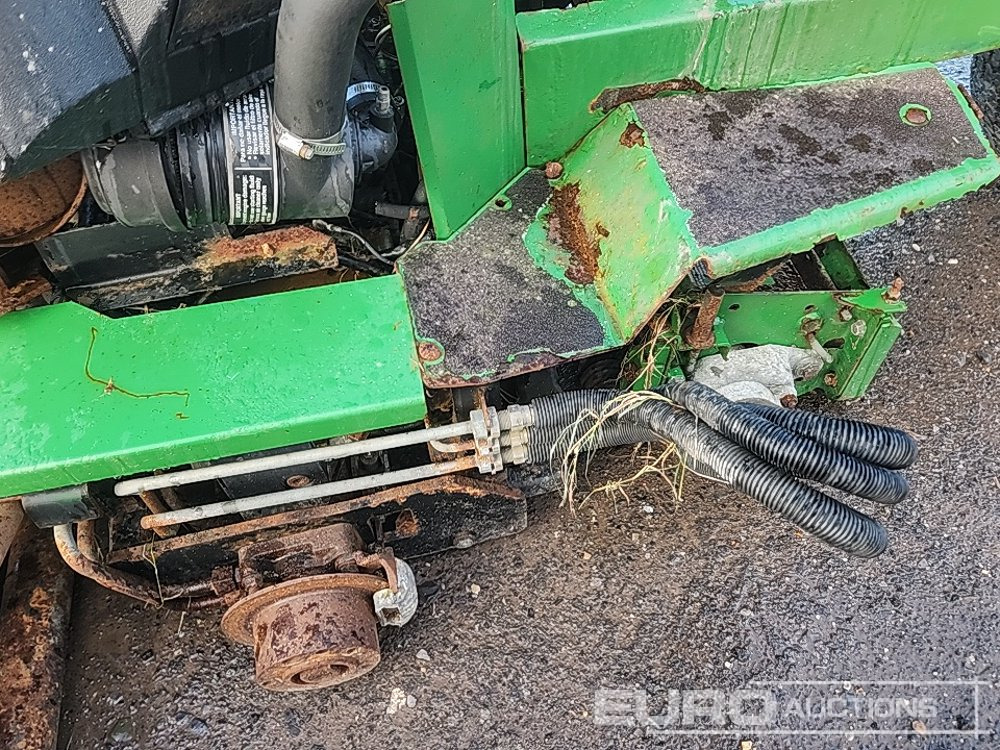 Motofaucheuse John Deere 2653A: photos 12 Motofaucheuse John Deere 2653A: photos 12