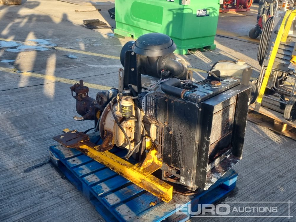John Deere 4 Cylinder Engine, Pump - Moteur: photos 3 John Deere 4 Cylinder Engine, Pump - Moteur: photos 3