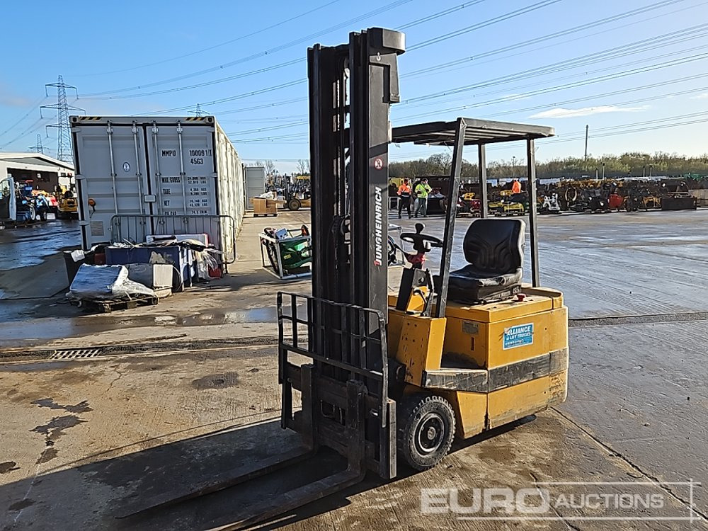 Jungeinrich EFG-DF15 - Chariot élévateur: photos 1 Jungeinrich EFG-DF15 - Chariot élévateur: photos 1