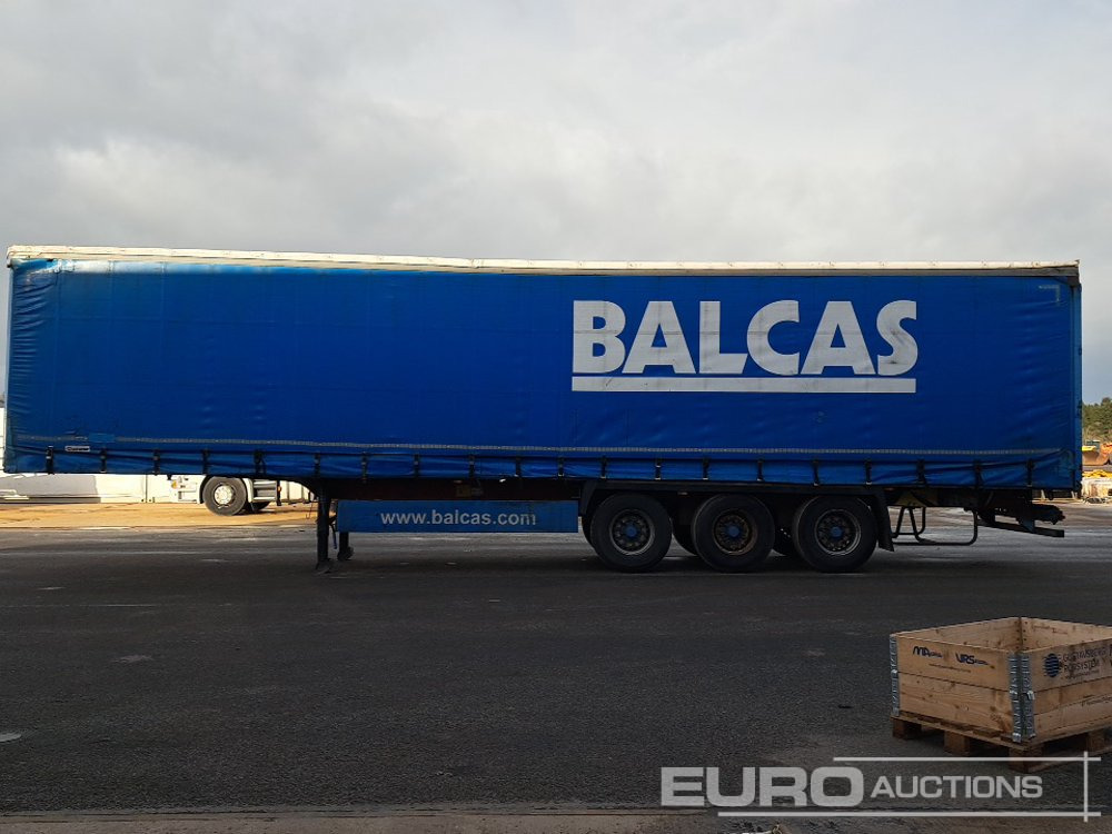 Krone SD - Semi-remorque rideaux coulissants: photos 2 Krone SD - Semi-remorque rideaux coulissants: photos 2