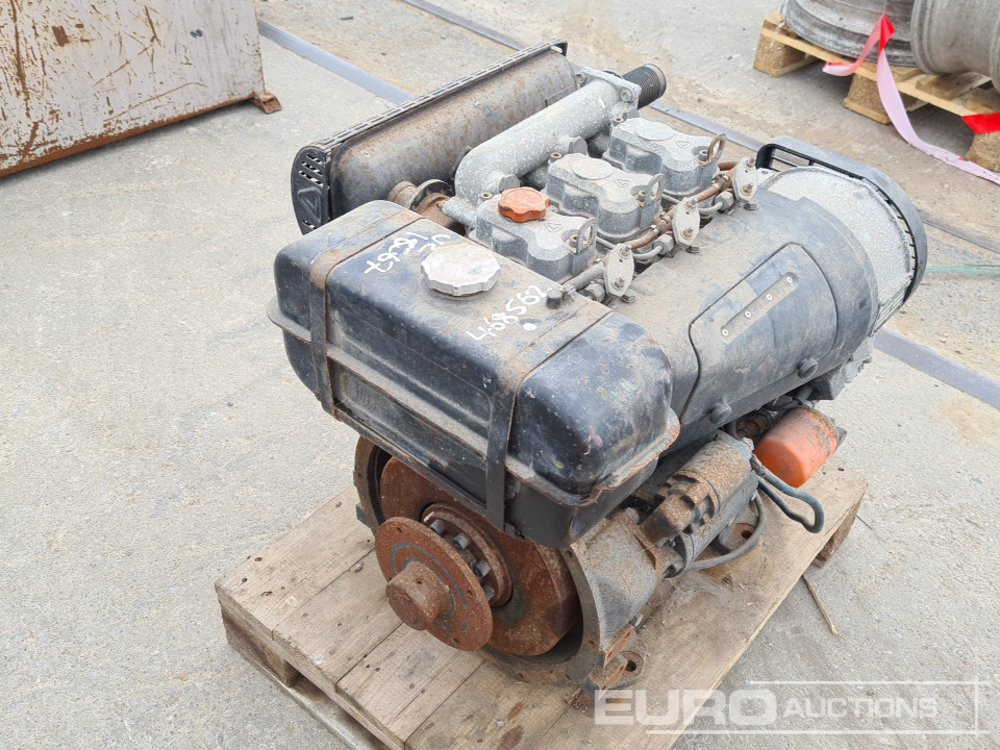 Lombardini 3 Cylinder Engine - Moteur: photos 5 Lombardini 3 Cylinder Engine - Moteur: photos 5