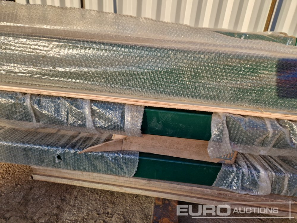 Machine agricole 4m x 2.3m Heavy Duty Galvanized Powder Coated Gate (2 of), 100mm x 100mm Post (2 of), Assembly Kit (Green): photos 10