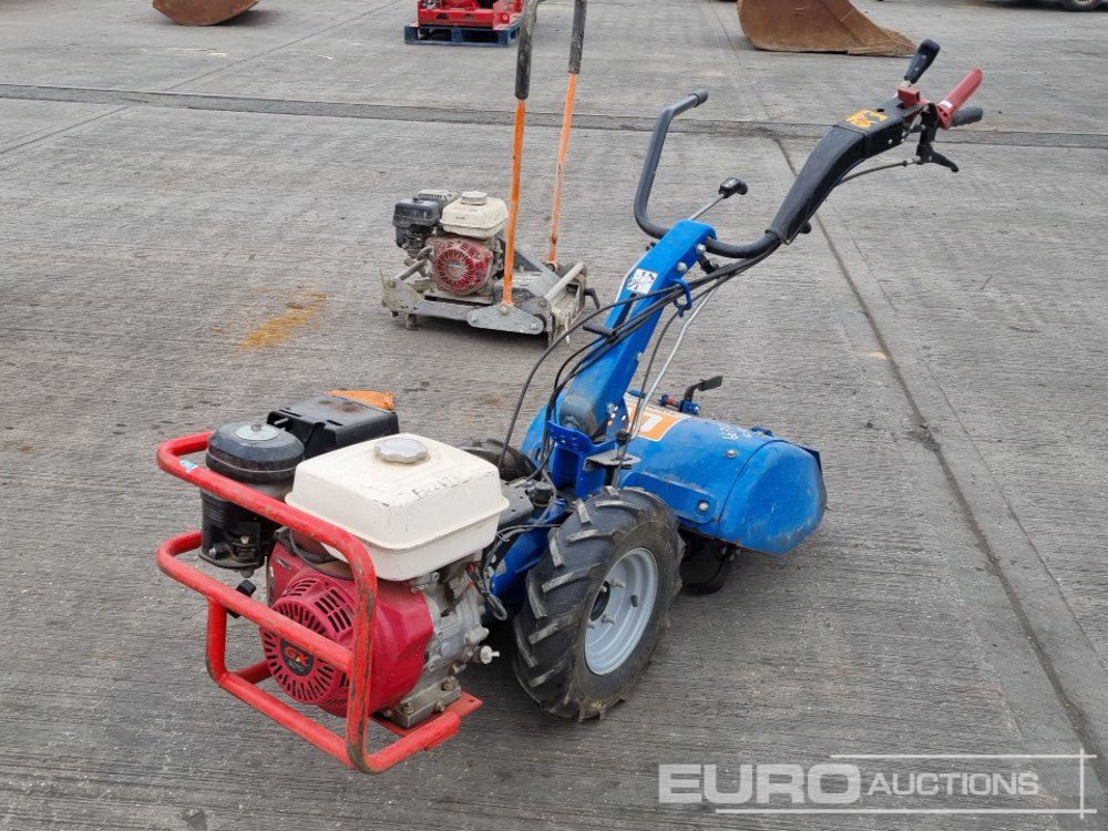Tracmaster Petrol Walk Behind Rotovator, Honda Engine - Machine agricole: photos 1 Tracmaster Petrol Walk Behind Rotovator, Honda Engine - Machine agricole: photos 1