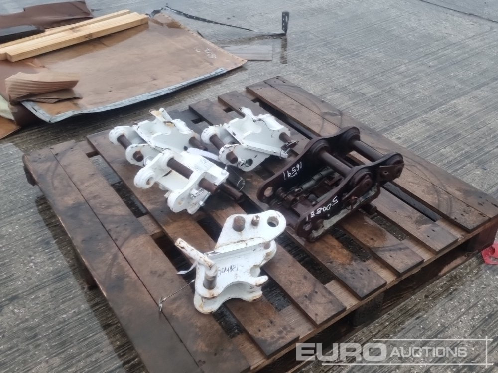 Manual QH (5 of) 30-35mm Pin to suit Mini Excavator - Attache rapide: photos 1 Manual QH (5 of) 30-35mm Pin to suit Mini Excavator - Attache rapide: photos 1