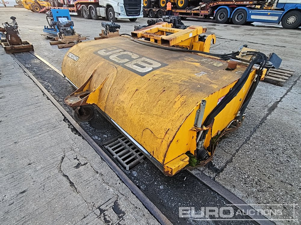 2018 JCB SC240 - Matériel de manutention: photos 3 2018 JCB SC240 - Matériel de manutention: photos 3