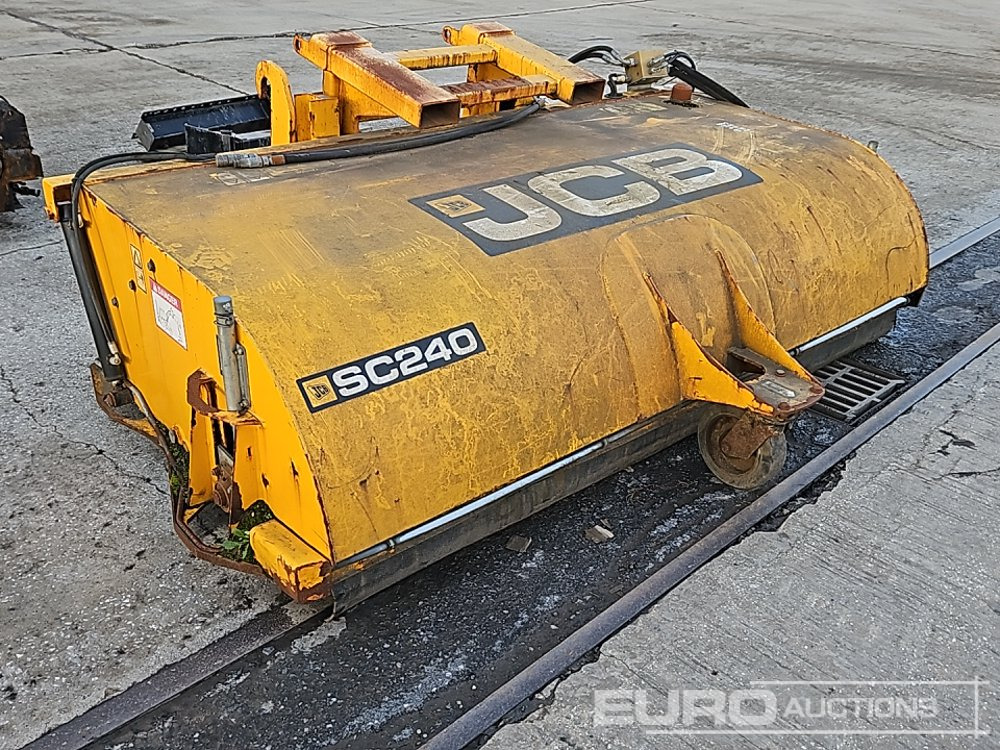 2018 JCB SC240 - Matériel de manutention: photos 1 2018 JCB SC240 - Matériel de manutention: photos 1