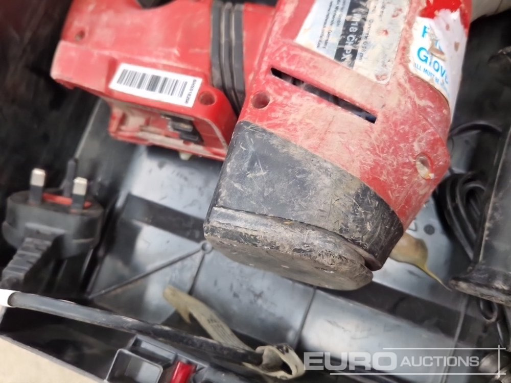 L'équipement de construction Milwaukee M12 CH & M18CHP X (No Battery) Cordless Hammer Drills (2 of): photos 13