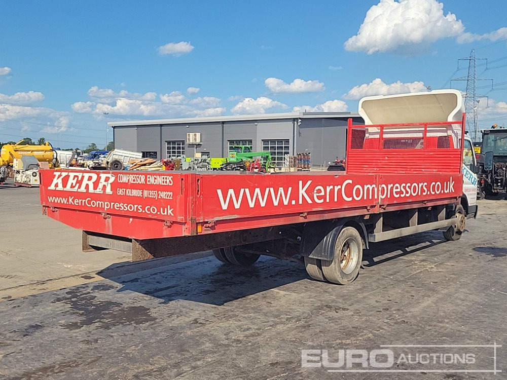 Mitsubishi Canter - Camion plateau: photos 5 Mitsubishi Canter - Camion plateau: photos 5